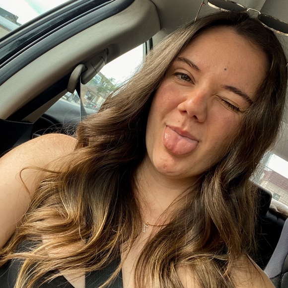 POSHER PROFILE - Picture 1 of 1